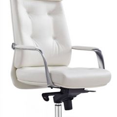 Кресло руководителя Бюрократ _DAO/WHITE белый в Ревде - revda.mebel24.online | фото