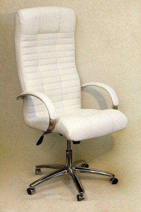 Кресло для руководителя Атлант КВ-02-131111-0402 в Ревде - revda.mebel24.online | фото 3
